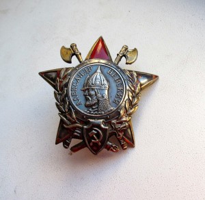 Эмалевая звезда от Невского (клепанного)