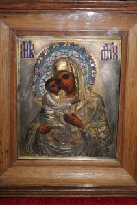 2 Иконы серебро , эмаль