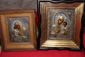 2 Иконы серебро , эмаль