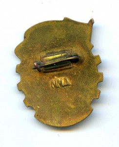 Отличник соцсоревнования УССР с удостоверением и бонусом