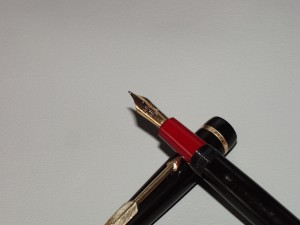 Ручка, паркер,с золотым пером.