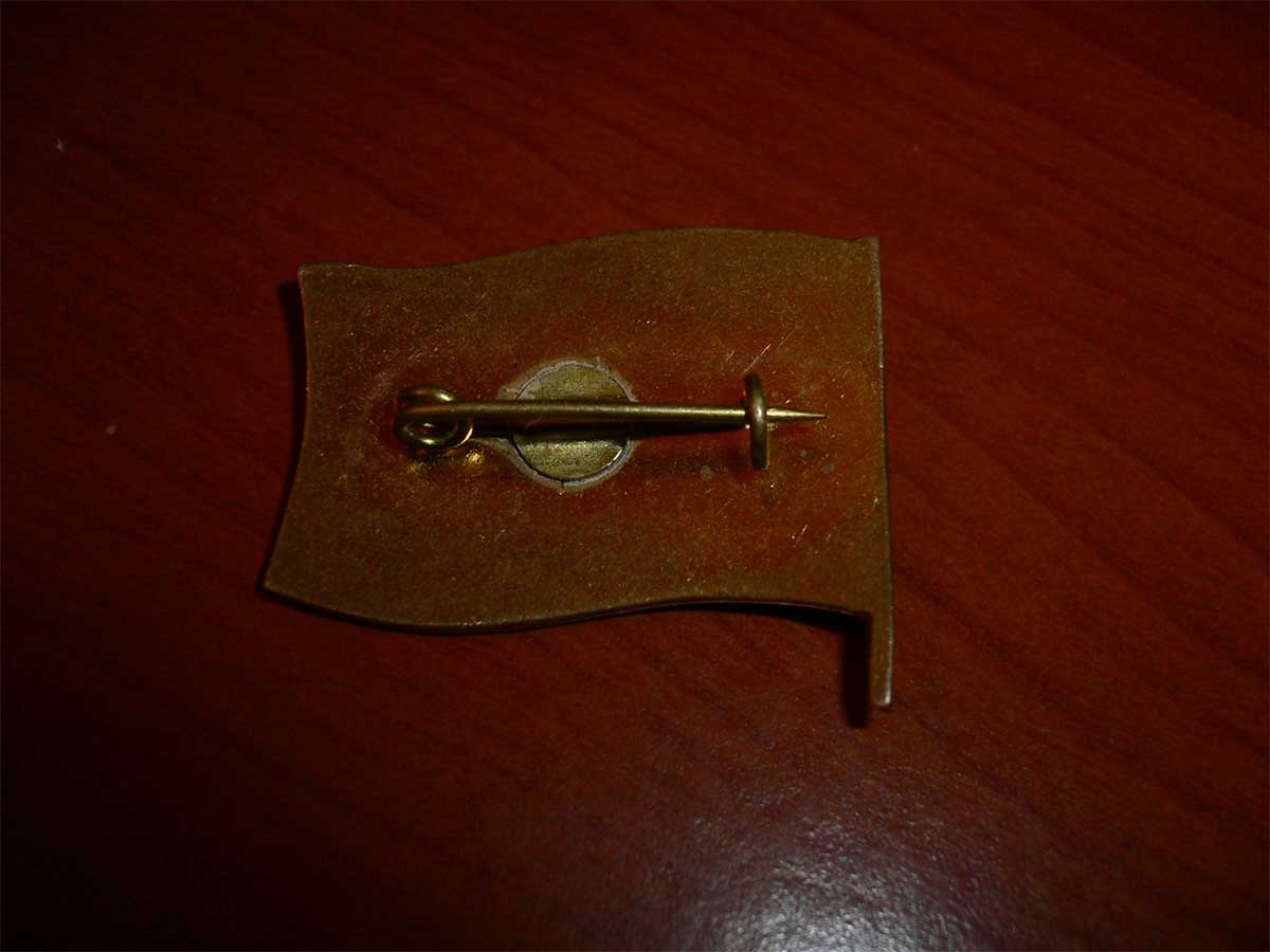 Шашки и молдовский депутат, что стоят?