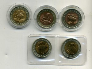 Красная книга 5 монет