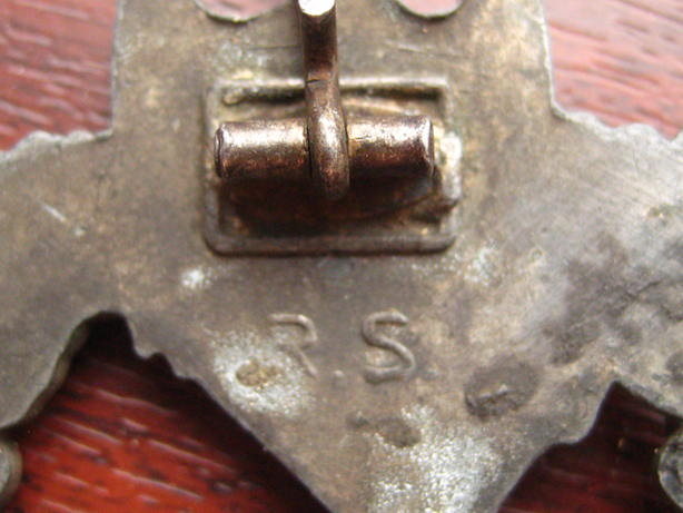 Пара пехотных штурмовых знаков