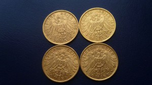 120 золотых монет европы.