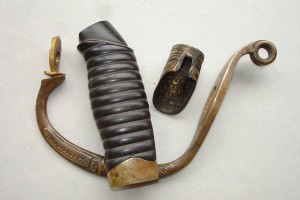 Рукоятка от сабли с клюквой