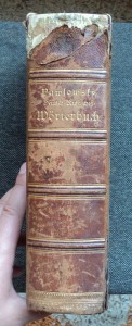 Толстенная книга. Немецко – Русский словарь 1902 года