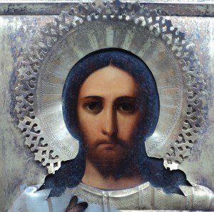 Икона Господь Вседержитель. Оклад с позолотой, фигурный киот