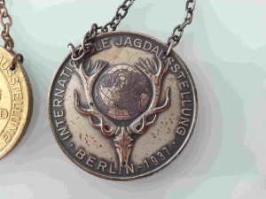 Две медали Международной охотничей выставки в Берлине 1937 г