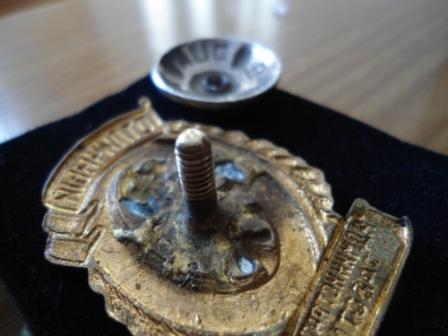 отличный административный работник - сохранище !