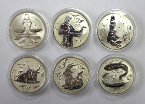 2 рубля 2005г. Зодиаки 6шт.