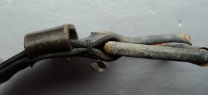 ремень одношпеньковый черного цвета. Довоенный ?