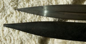 Большой СТАРЫЙ кинжал