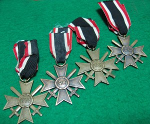 Кресты военных заслуг 2 класса с мечами