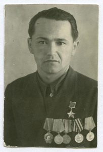 ГСС Абдураманов Узеир Абдураманович – командир отделения.