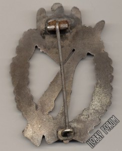 Пехотные штурмовые знаки в серебре