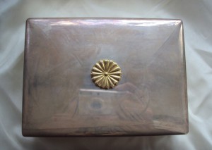 Сигаретница серебро, солидная!