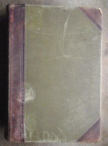 "Книга о лошади"   1911г.   князь С.П. Урусов.  Два тома.