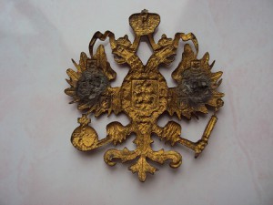 Орел на головной убор.