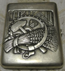 Портсигар, соцреализм