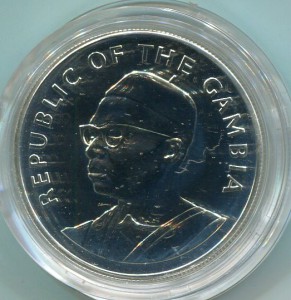 Гамбия.10 доласис.1975