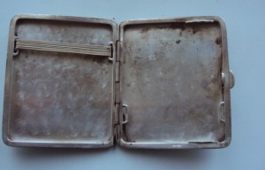 ДАМСКАЯ СИГАРЕТНИЦА 800 ПРОБА