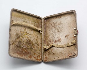 Портсигар СОЦРЕАЛИЗМ, АГИТАЦИЯ, Мастерские МОАХ отличный!