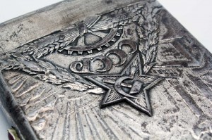 Портсигар СОЦРЕАЛИЗМ, АГИТАЦИЯ, Мастерские МОАХ отличный!