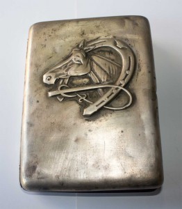 Царский портсигар с конем и подковой 84проба ВЛ не дорого!