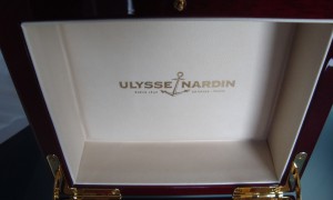 Ulysse Nardin коробка