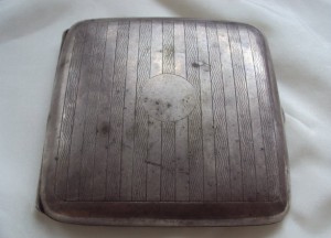 Портсигар японский, позолота, 94 грамма.