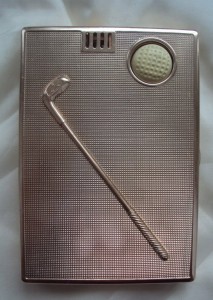 Японский портсигар с зажигалкой.