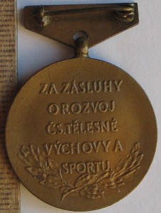 Za zásluhy o rozvoj tělesné výchovy sportu ČSTV
