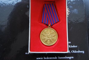 Югославия мед За заслуги перед народом, люкс+коробка