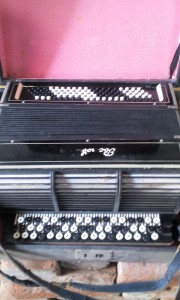 Баян, аккордеон..