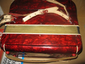 Баян, аккордеон..