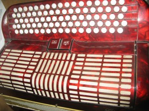 Баян, аккордеон..