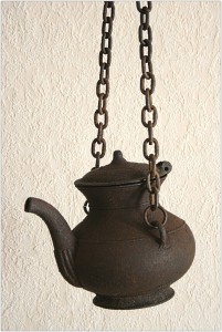 Чайник (чугун) Касли?
