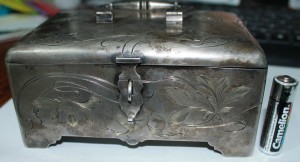 Серебрянная шкатулка