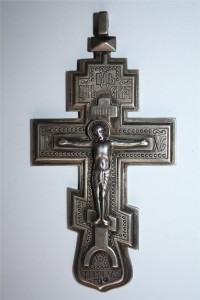 НАПЕРСНЫЙ ИЕРЕЙСКИЙ КРЕСТ СВЯЩЕННИКА (84 пр.)