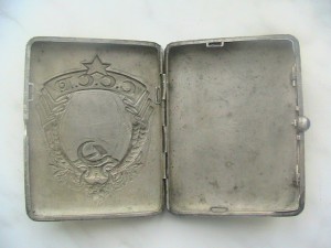 Портсигар СССР.