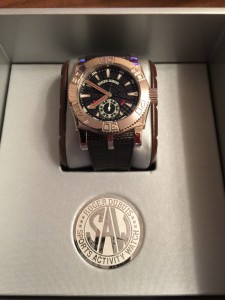 золотые Roger Dubuis Easy Diver Gold (лимитка 28)