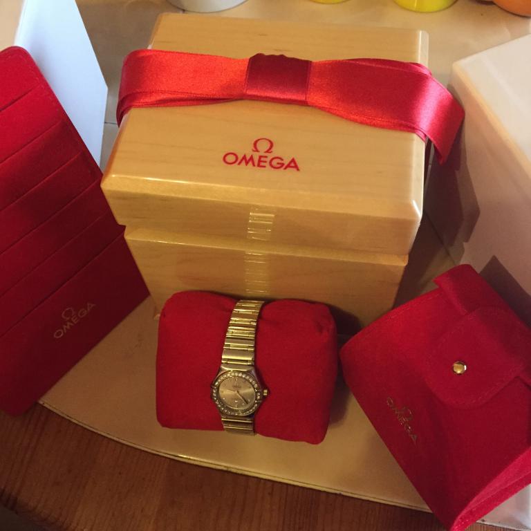 Omega Constellation белое золото 750 и бриллианты