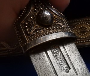 Кинжал в позолоченой филиграни