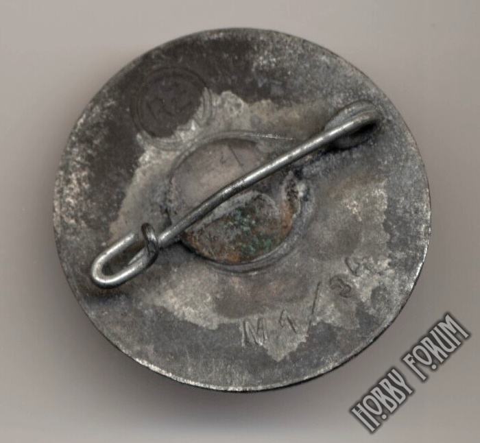 Партийные значки NSDAP