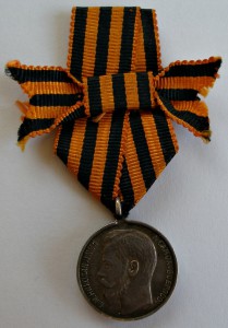 "За храбрость" 3 ст.  фрачник с лентой.