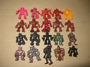 Куплю роботов из 90ых, советские роботы звери