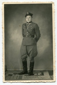 Авто-любитель   + Авто-гонщик   с фото