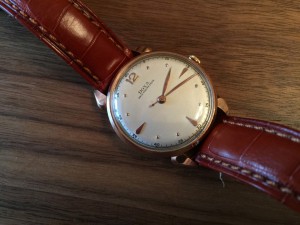 золотые часы Doxa Швейцария 585(14к)
