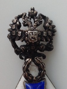 Знак об окончании Российских университетов .